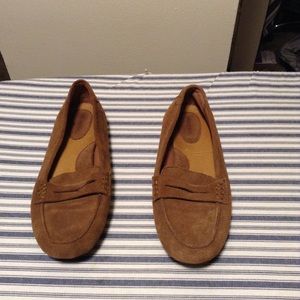 Women's brown casual shoes.